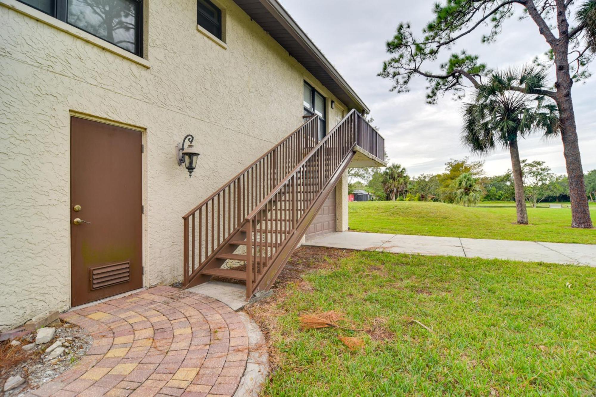 Sleek Largo Studio With Pond Less Than 7 Mi To Beach! Exteriör bild